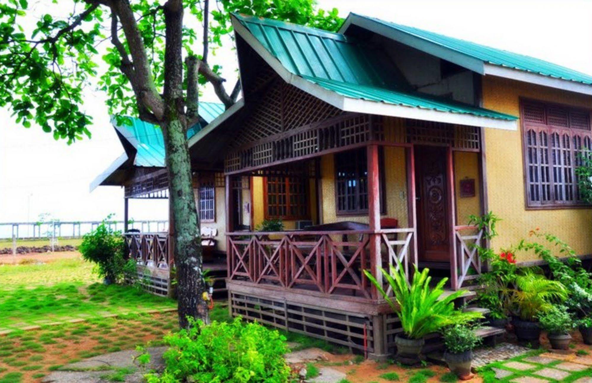 Pems Pensión&Restaurante Taytay  Exterior foto