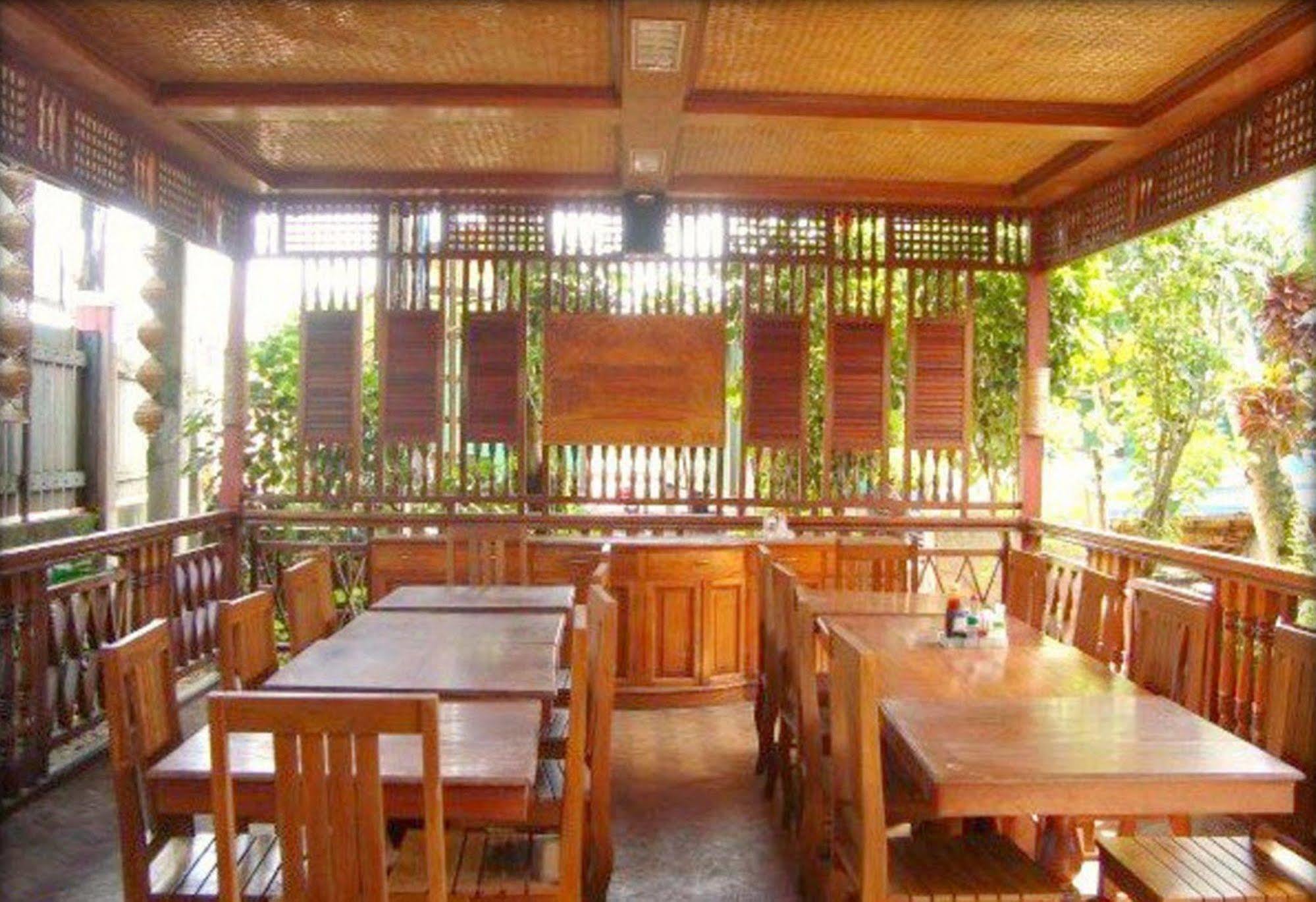 Pems Pensión&Restaurante Taytay  Exterior foto