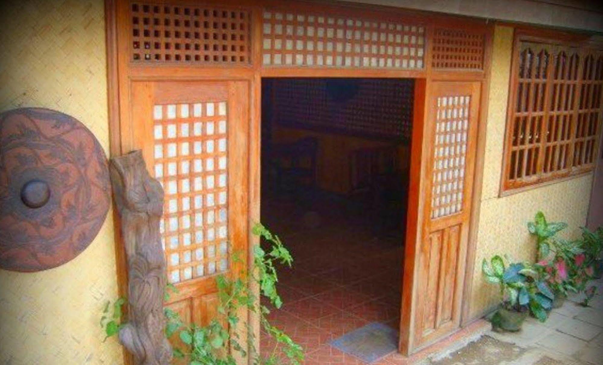 Pems Pensión&Restaurante Taytay  Exterior foto